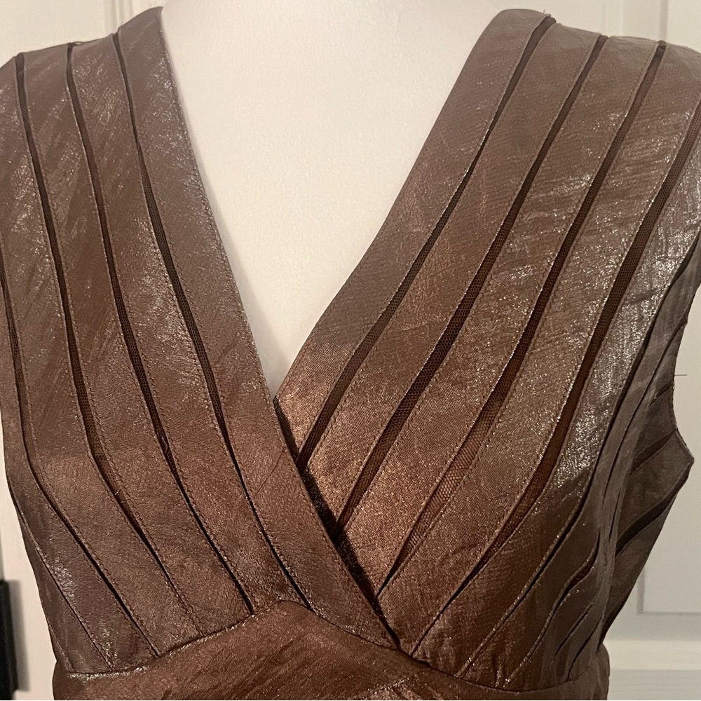 Adrianna Papell Bronze Tiered Cocktail Dress Size 8 - Picture 4 of 9